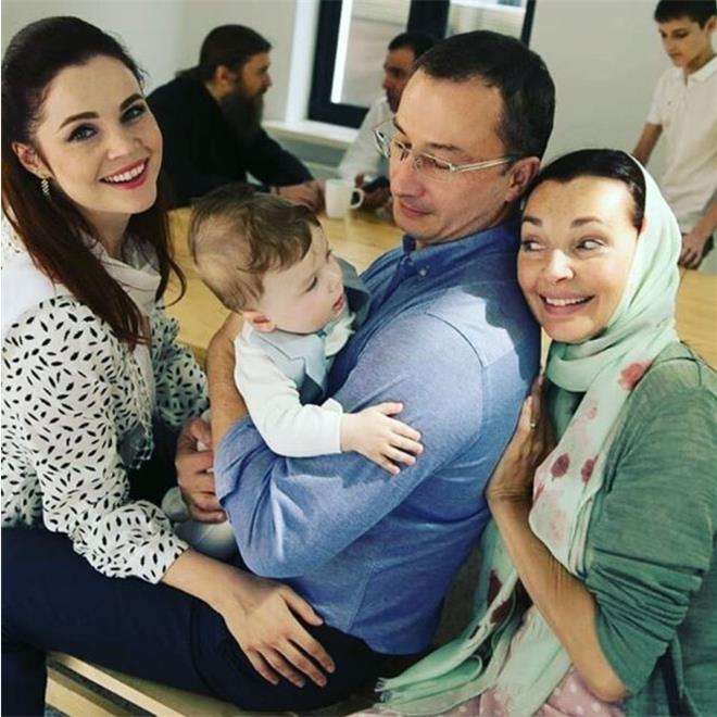 Крещение сына Екатерины Вуличенко