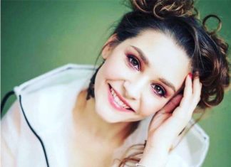 Чорна леді: Глафіра Тарханова здивувала шанувальників фантазійним чином