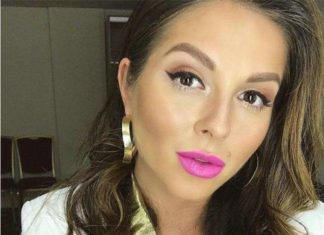 «Захований космос в цих очах»: Нюша милується підросла донькою на новому знімку ніжному