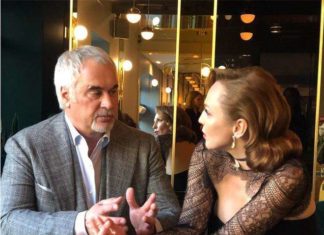 Мамин син: Альбіна Джанабаєва поділилася рідкісним кадром