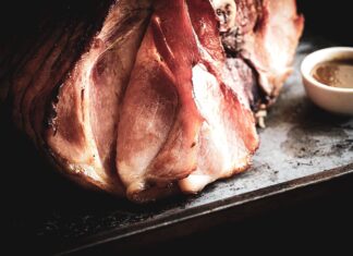 Шинка в глазурі з Dr Pepper: Несподівана пасхальна страва