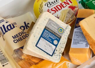 Stracchino: Der unterschätzte italienische Käse, den jeder Feinschmecker kennen sollte