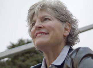 Від Діагнозу до Захисту: Боротьба Однієї Жінки з Ракм Яєчників