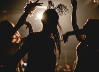 Повний гід легендарними музичними майданчиками Лондона