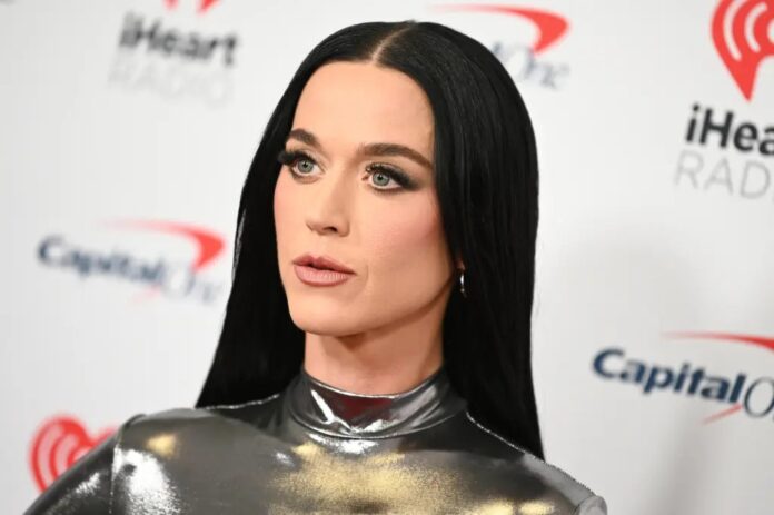 7c62b5bb-08ec-4d4e-9b90-632e99810371