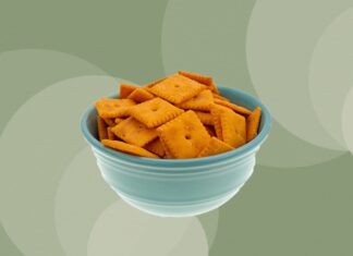 Ідеальний лайфхак для батьків: перетворюємо залишки закваски на домашні сирні крекери