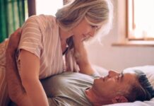 Підтримка Інтимності: Сексуальні Позиції для людей похилого віку