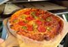 Досить гріти духовку. Готуйте піцу на вугіллі 🍕